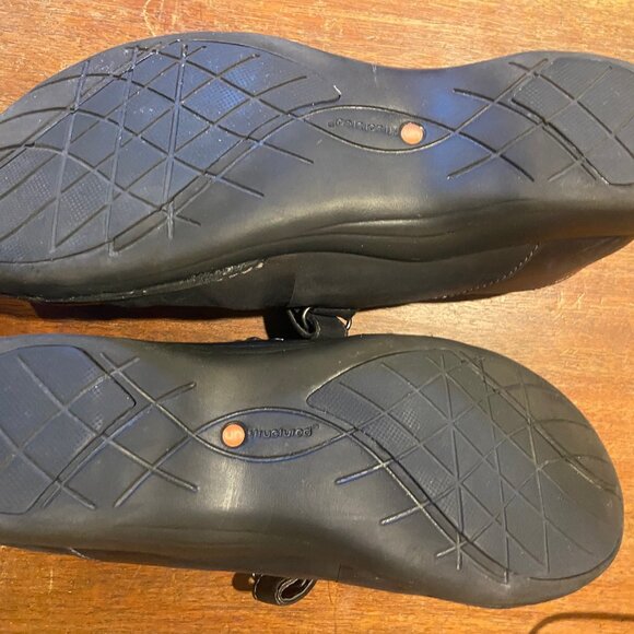 Clarks - Size 7.5M - Mary Jane Style Black Unstructured Comfort Shoes - Picture 2 of 10